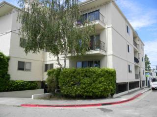 5025 Woodminster Ln #201 Oakland, CA 94602