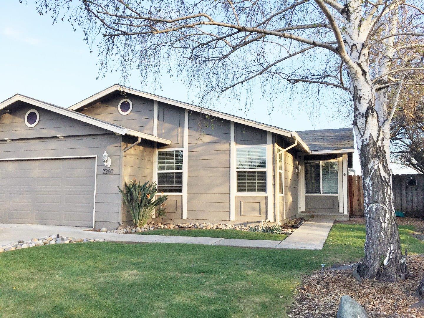 2260 Fountain Oaks Dr Morgan Hill, CA 95037