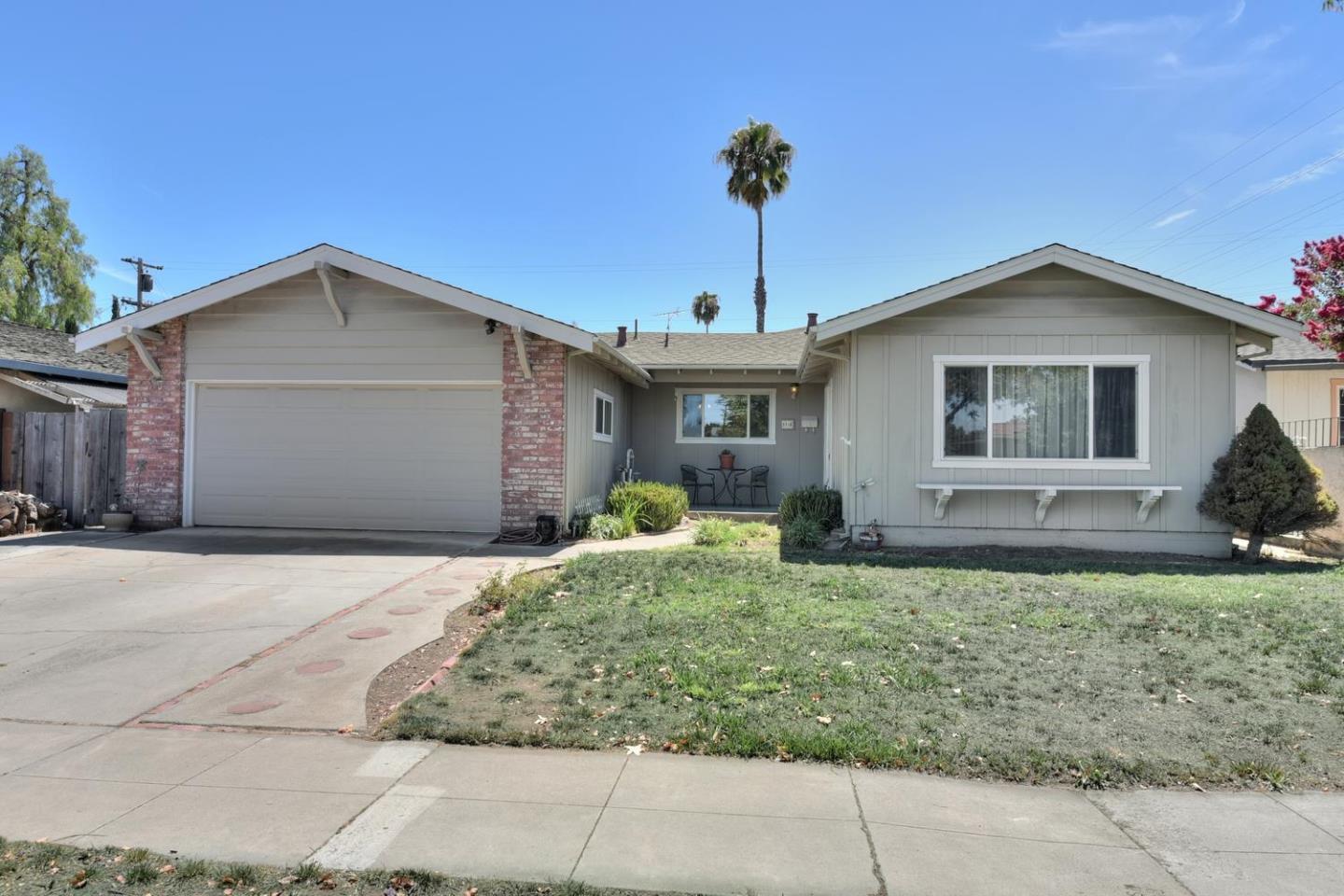 1716 Ewer Dr San Jose, CA 95124