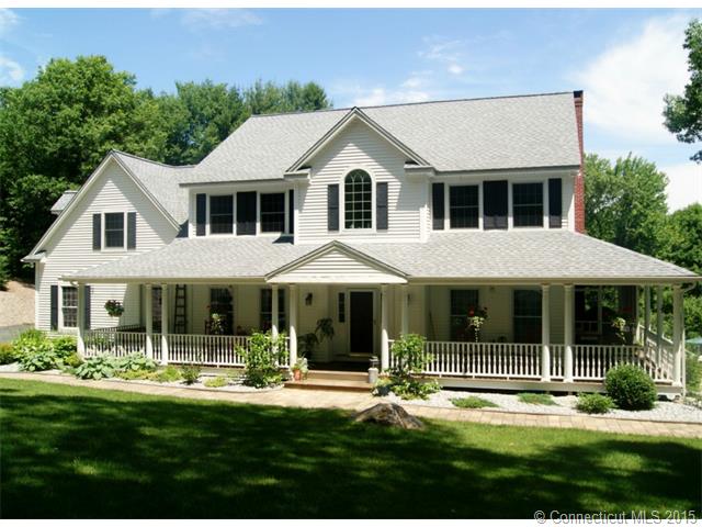 20 Moosehorn Rd Granby, CT 06090