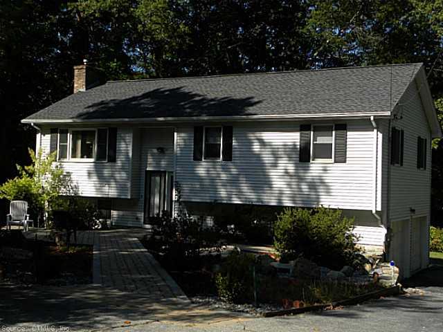 7 Sapia Dr East Lyme, CT 06357