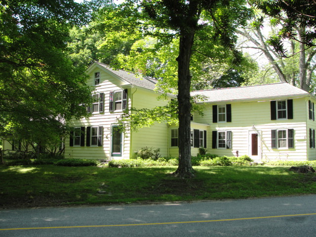 31 Orchard Rd E Haddam, CT 06423