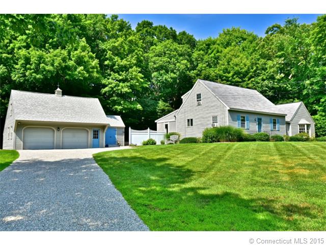 21 Neptune Ave E Haddam, CT 06469