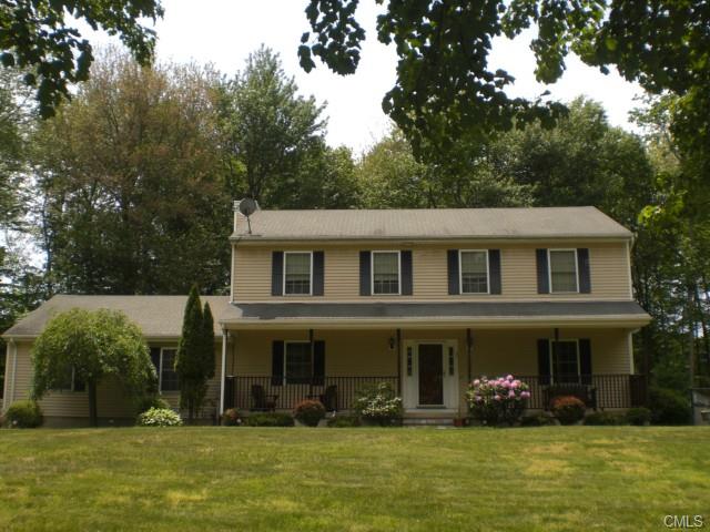 22 Lake Drive Oxford, CT 06478