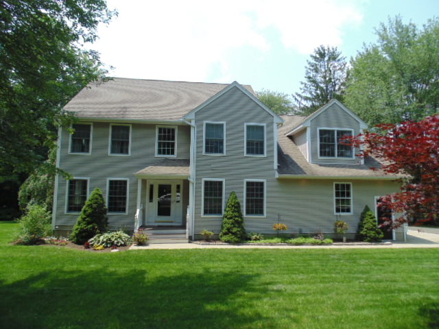 1 Clay Rd Bethany, CT 06524