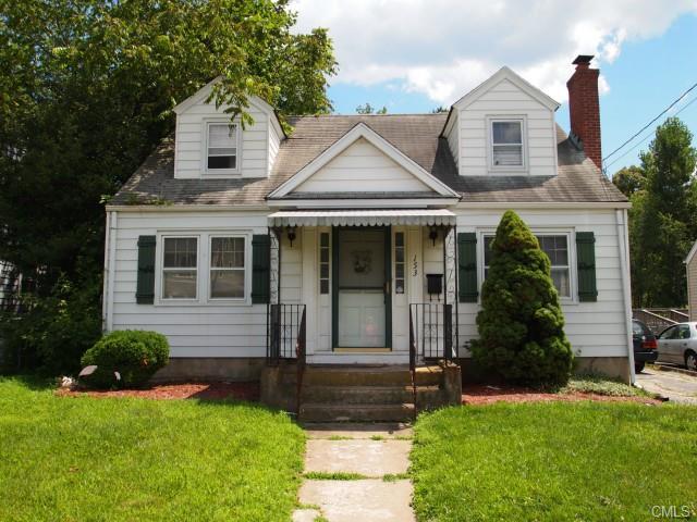 153 Hughes Ave Bridgeport, CT 06604