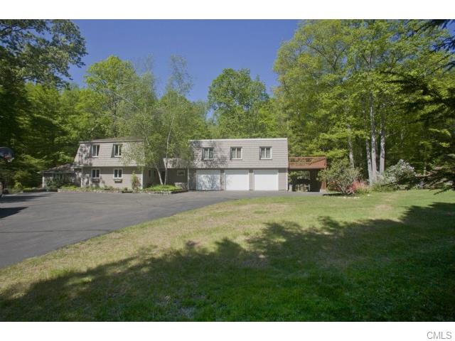 97 South Park Avenue Easton, CT 06612