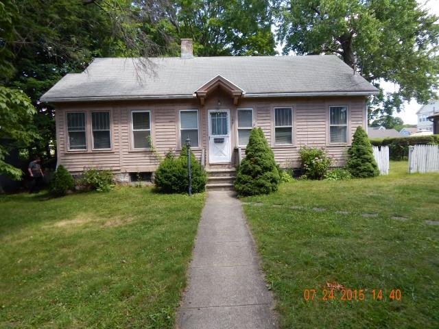 144 Clinton St Waterbury, CT 06710