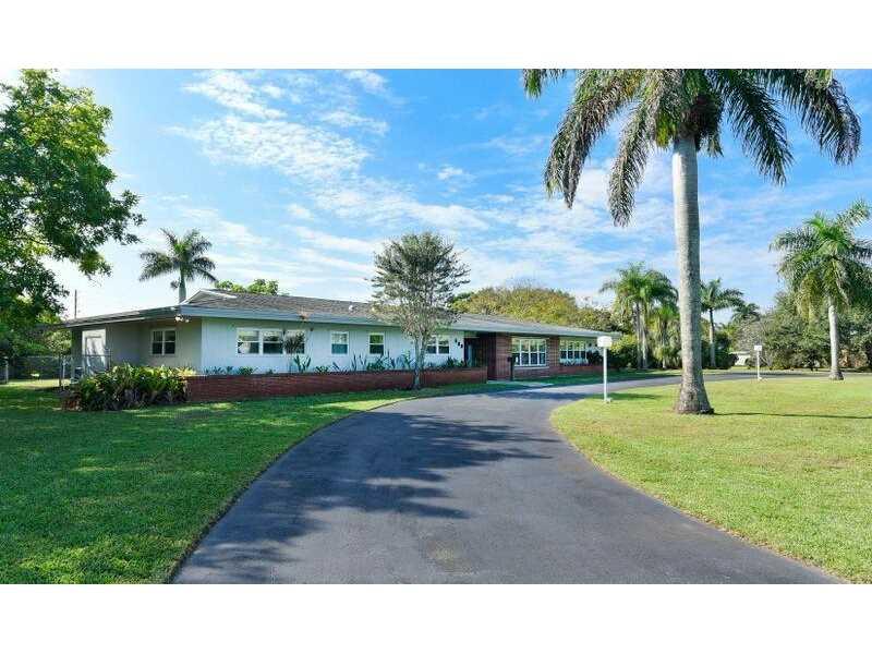 680 NW 20th St Homestead, FL 33030