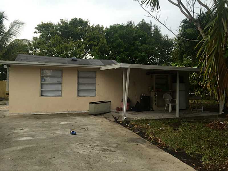 2263 NW 101 St Miami, FL 33147