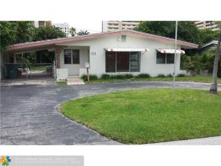 1930 NE 32nd Ave Fort Lauderdale, FL 33305