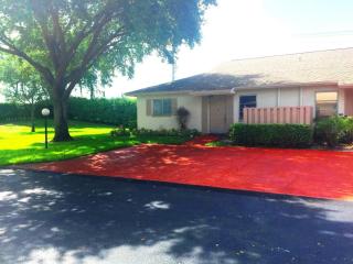 8580 Overset Ln Boca Raton, FL 33496