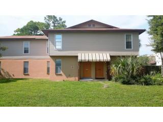 493 75th Ave N Saint Petersburg, FL 33702