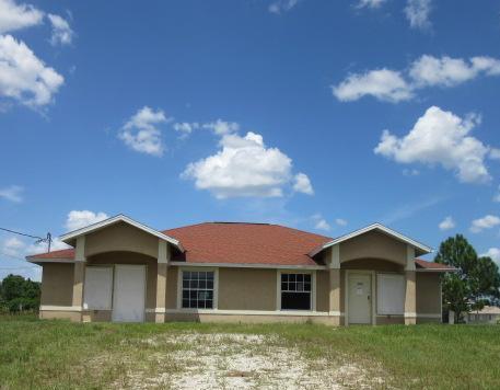 4420 4422 24th St Sw Lehigh Acres, FL 33973