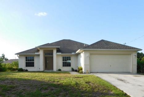 4306 13th St SW Lehigh Acres, FL 33976