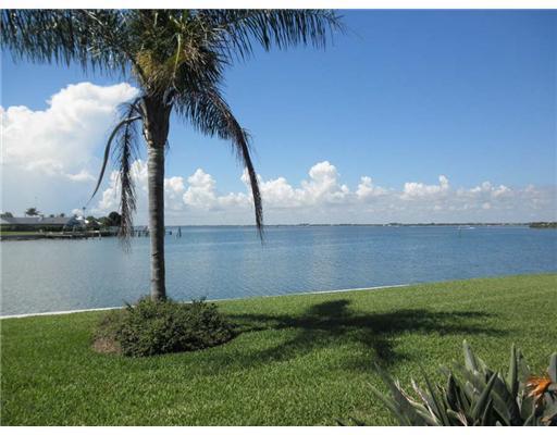 1223 Bayshore Dr #104 Fort Pierce, FL 34949