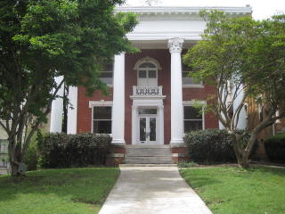 381 College St Macon, GA 31201