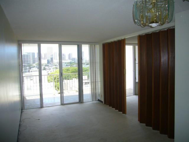 1215 Alexander St #604 Honolulu, HI 96826