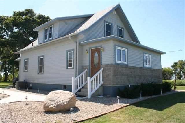 21941 Calumet Rockwell, IA 50469