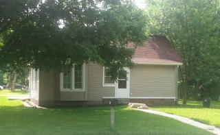 715 9th Ave SW Independence, IA 50644