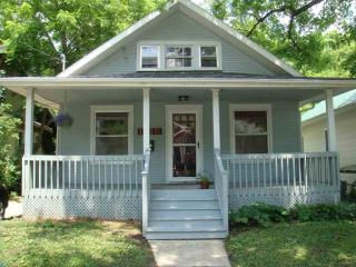 1316 Muscatine Ave Iowa City, IA 52240