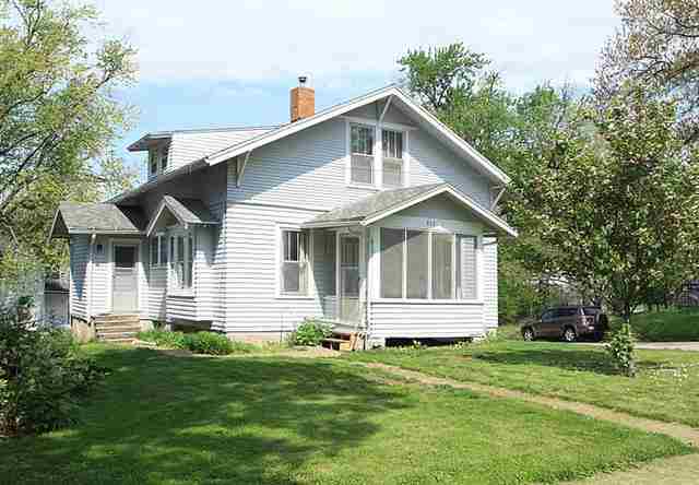 415 9th Ave Wellman, IA 52356
