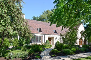 2424 Lincoln St Evanston, IL 60201