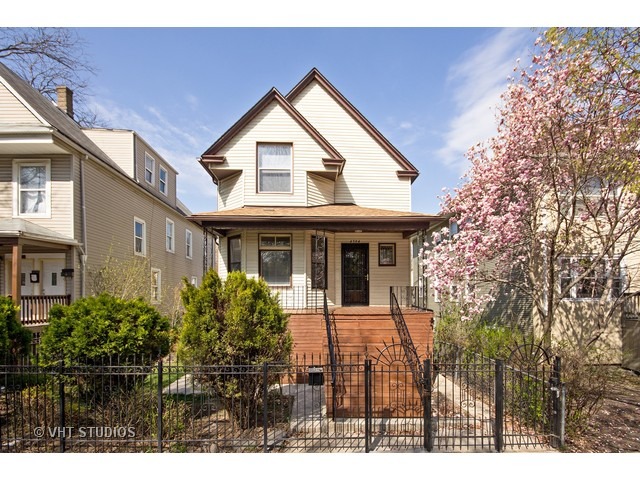 4504 North Bernard Street Chicago, IL 60625