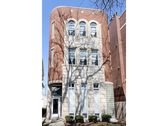 3324 West Eastwood Avenue #2 Chicago, IL 60625