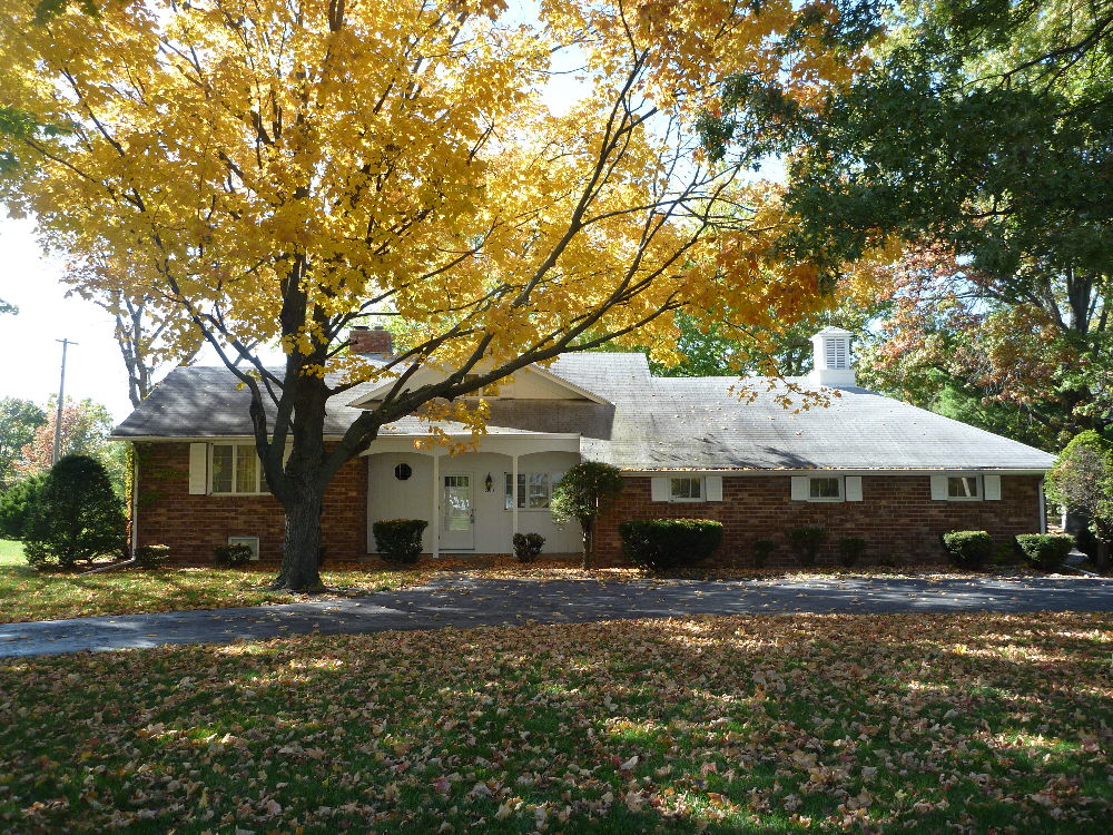 2190 N. Broad St. Galesburg, IL 61401