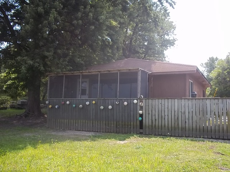 201 Sectional Line Rd Pontoosuc, Il 62358 Niota, IL 62358
