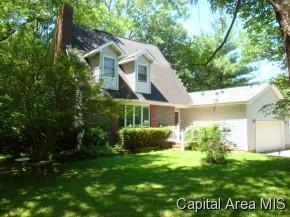 113 Golden Rod Ln Springfield, IL 62707