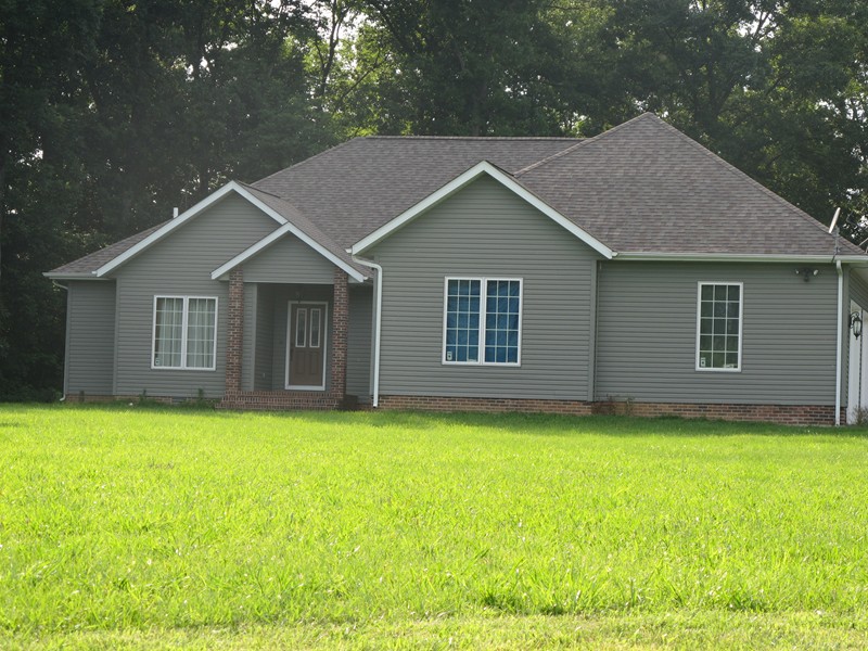 7865 Grassy Carbondale, IL 62902
