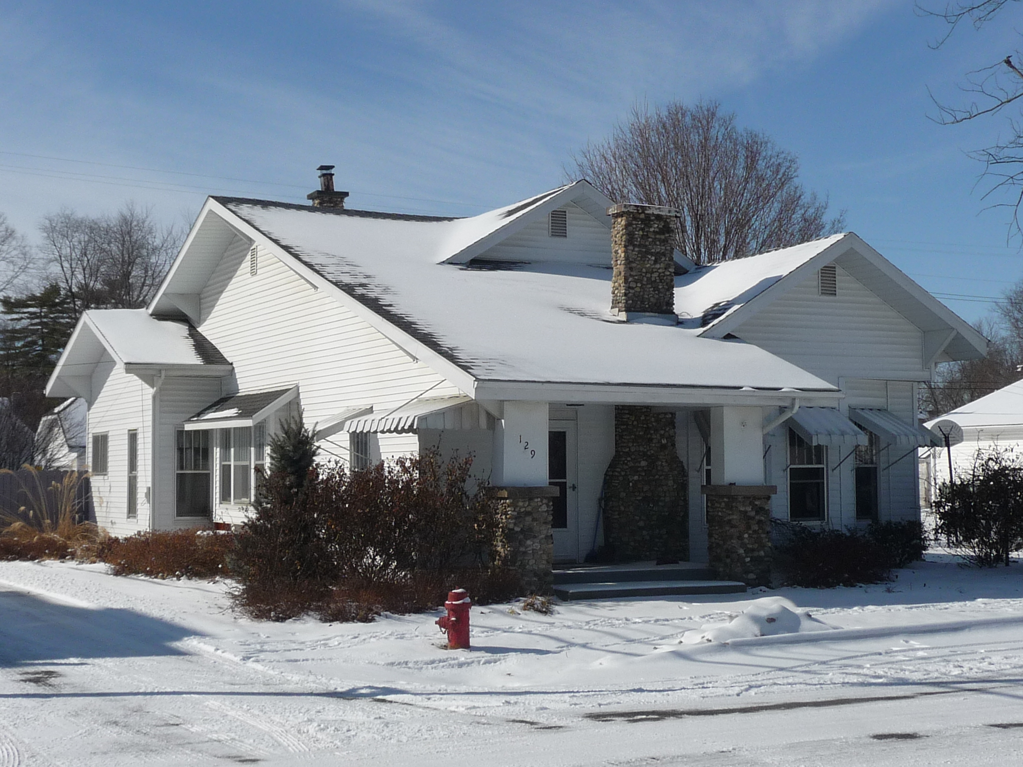 129 E South St Morristown, IN 46161