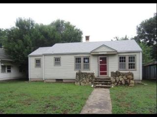 1109 N B St Arkansas City, KS 67005