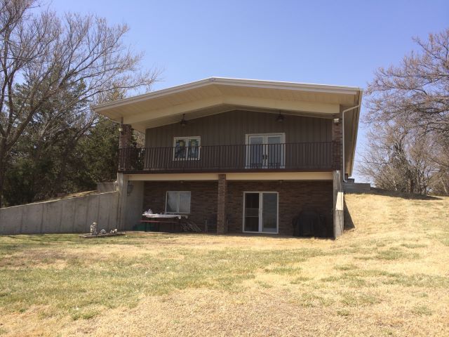 19 NW Broken Arrow W Medicine Lodge, KS 67104