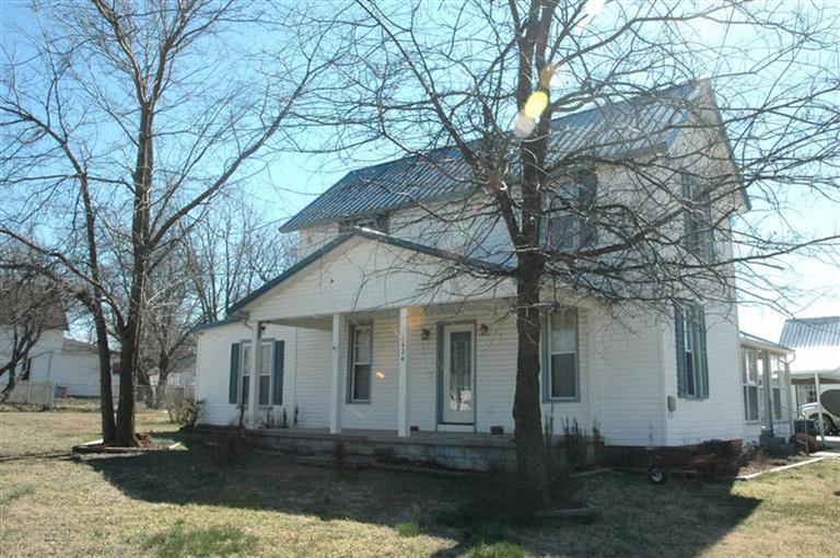 1424 4th Street Oswego, KS 67356