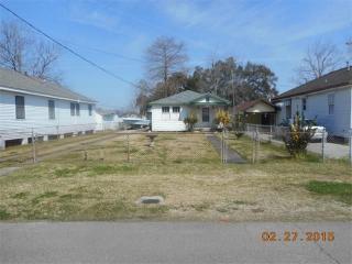 7512 6th St Marrero, LA 70072