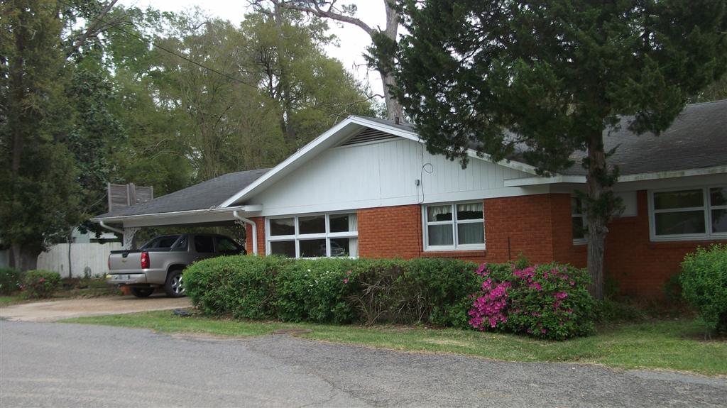 1407 E Main Street Ville Platte, LA 70586