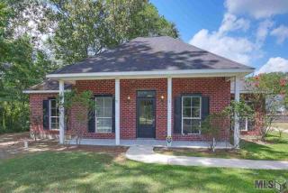 9042 Sarah St Denham Springs, LA 70706