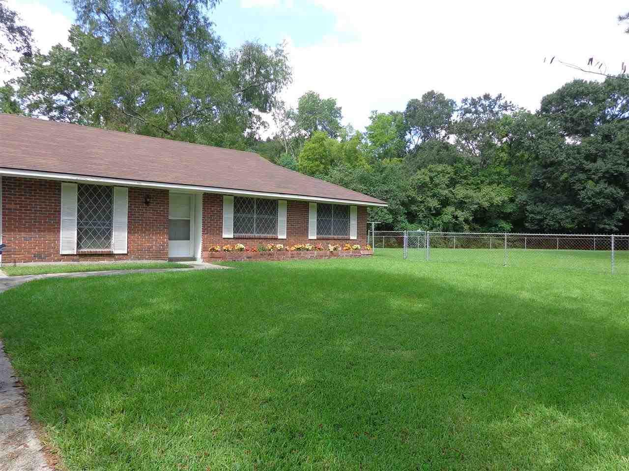 3869 Greenway Dr Baton Rouge, LA 70814