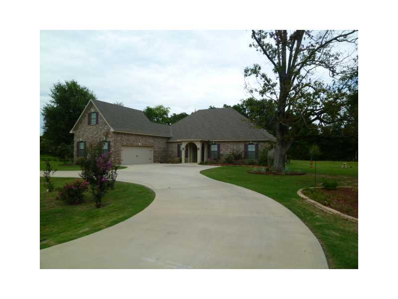 6102 Pelican Point Loop Keithville, LA 71047