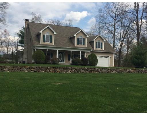 377 Woodland Cir Ludlow, MA 01056