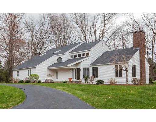 225 Twin Hills Dr Longmeadow, MA 01106