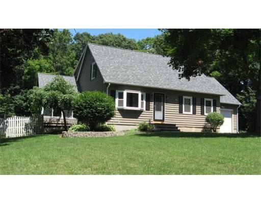 24 Jaybee Ave Dudley, MA 01571
