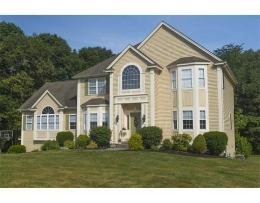 61 Harold Place Tewksbury, MA 01876