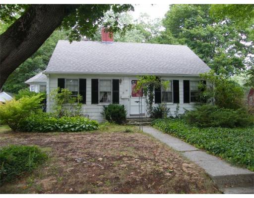 18 Coolidge Avenue Hingham, MA 02043