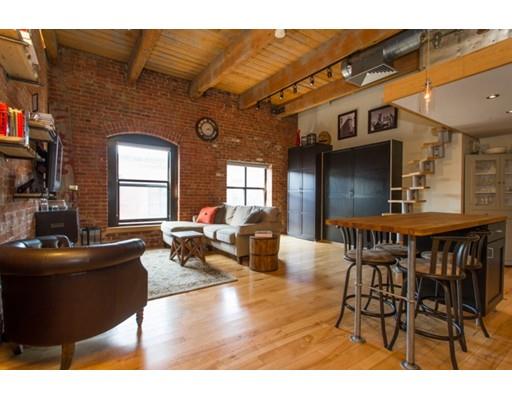 21 Wormwood St #606 Boston, MA 02210