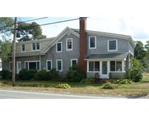 10 Chapoquoit Rd Falmouth, MA 02574