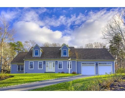 64 Surrey Ln Barnstable, MA 02630